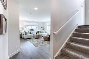 225 Regency Ct, Wauconda, IL 60084 - Photo 3