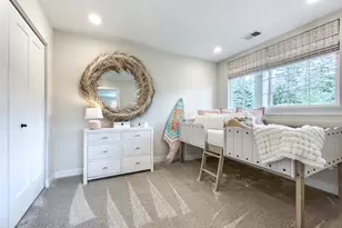 225 Regency Ct, Wauconda, IL 60084 - Photo 5