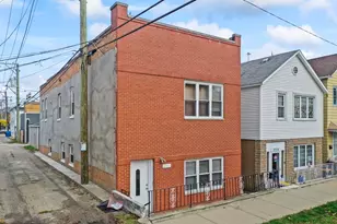 2713 S Crowell St, Chicago, IL 60608 - Photo 1