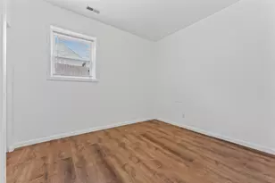 2713 S Crowell St, Chicago, IL 60608 - Photo 15