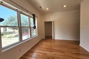 2713 S Crowell St, Chicago, IL 60608 - Photo 33