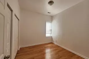 2713 S Crowell St, Chicago, IL 60608 - Photo 37