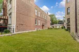 1351 N Campbell Ave, Chicago, IL 60622 - Photo 3