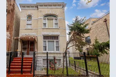 1351 N Campbell Avenue, Chicago, IL 60622 - Photo 1