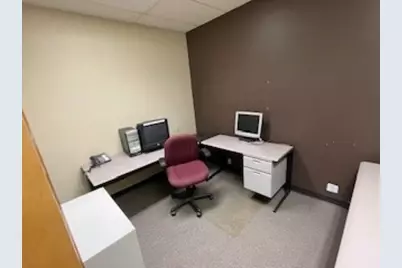 126 S 4th Street #A, Dekalb, IL 60115 - Photo 7