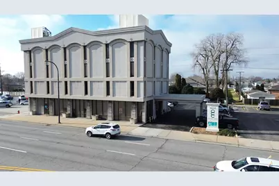 10522 S Cicero Avenue #100, Oak Lawn, IL 60453 - Photo 1