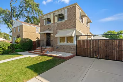 12305 S Elizabeth Street, Calumet Park, IL 60827 - Photo 1