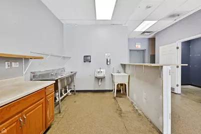 319 N Schmidt Circle, Bolingbrook, IL 60440 - Photo 5