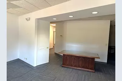 665 W Jackson Street #B, Woodstock, IL 60098 - Photo 7