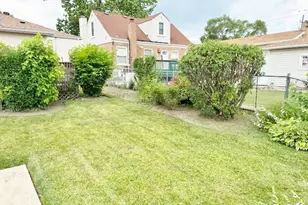 1429 N Wolf Rd, Berkeley, IL 60163 - Photo 17