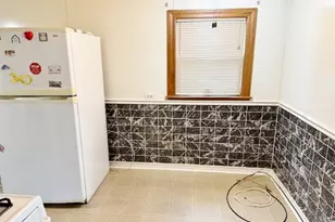 1429 N Wolf Rd, Berkeley, IL 60163 - Photo 7