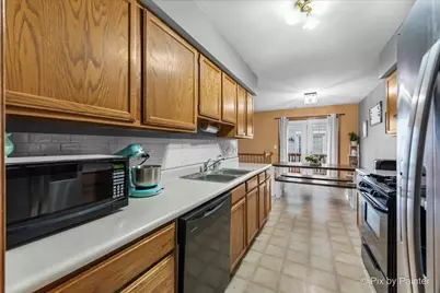 136 Village Creek Drive #136, Lake in the Hills, IL 60156 - Photo 9