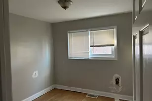 17244 Wentworth Ave, Lansing, IL 60438 - Photo 7