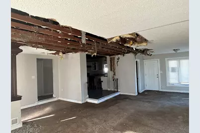 17244 Wentworth Avenue, Lansing, IL 60438 - Photo 3