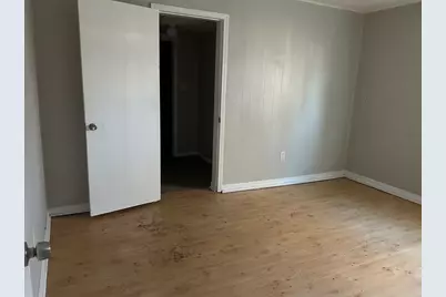 17244 Wentworth Avenue, Lansing, IL 60438 - Photo 9