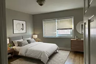 17244 Wentworth Ave, Lansing, IL 60438 - Photo 9