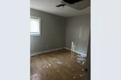 17244 Wentworth Avenue, Lansing, IL 60438 - Photo 5