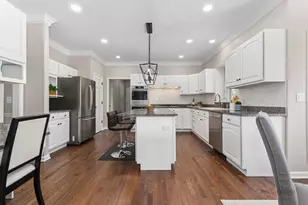 5704 Hampton Dr, Long Grove, IL 60047 - Photo 13