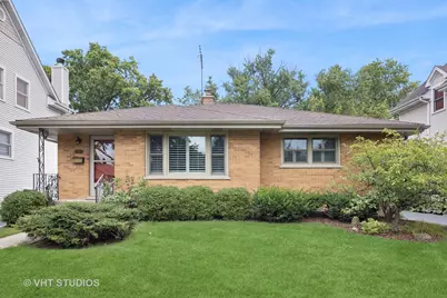 147 N Myrtle Avenue, Villa Park, IL 60181 - Photo 1