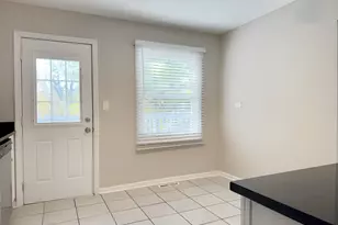 533 Surryse Rd, Lake Zurich, IL 60047 - Photo 19