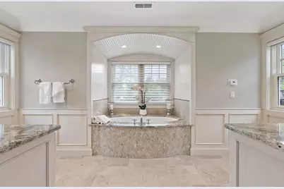 347 Bluffs Edge Drive, Lake Forest, IL 60045 - Photo 33