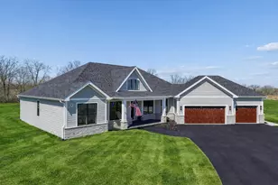 10208 Oakdale Dr, Huntley, IL 60142 - Photo 1