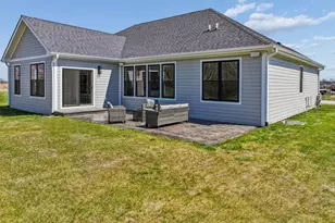 10208 Oakdale Dr, Huntley, IL 60142 - Photo 11