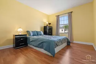 2044 N Ginger Creek Dr, Palatine, IL 60074 - Photo 15