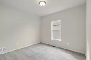 645 Virginia St, Elburn, IL 60119 - Photo 17