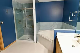 2520 Cedar Glen Dr N, Lynwood, IL 60411 - Photo 11