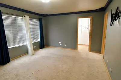 2520 Cedar Glen Drive N, Lynwood, IL 60411 - Photo 9