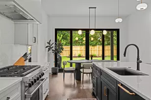 328 S Loomis St, Naperville, IL 60540 - Photo 7