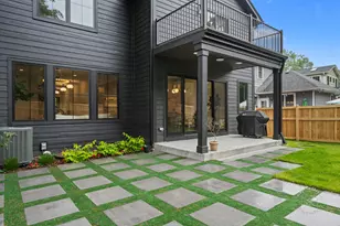 328 S Loomis St, Naperville, IL 60540 - Photo 45