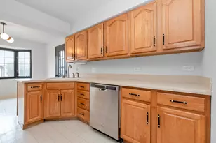 7920 W Lakeview Ct, Palos Heights, IL 60463 - Photo 7