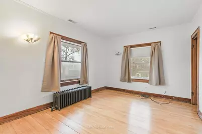 10130 S Lowe Avenue, Chicago, IL 60628 - Photo 15