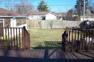 1015 Glendale St, Bensenville, IL 60106 - Photo 9