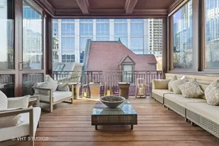 915 N Dearborn St, Chicago, IL 60610 - Photo 41