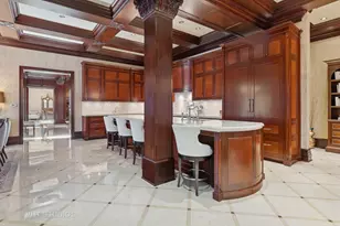 915 N Dearborn St, Chicago, IL 60610 - Photo 17