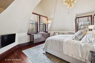915 N Dearborn St, Chicago, IL 60610 - Photo 49
