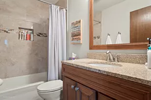 800 Manchester St, Naperville, IL 60563 - Photo 19