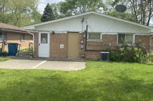1521 E 13th Pl, Ford Heights, IL 60411 - Photo 3