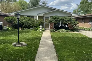 1521 E 13th Pl, Ford Heights, IL 60411 - Photo 1