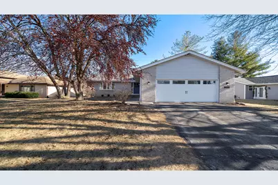 206 Gables Drive SW, Poplar Grove, IL 61065 - Photo 1