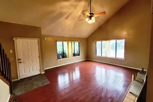 2601 Rachel Rd, Champaign, IL 61822 - Photo 7