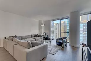 211 N Harbor Dr, Chicago, IL 60601 - Photo 9