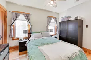 2036 W Farragut Ave, Chicago, IL 60625 - Photo 17