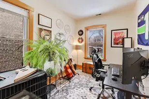 2036 W Farragut Ave, Chicago, IL 60625 - Photo 19