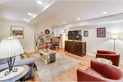 2036 W Farragut Avenue, Chicago, IL 60625 - Photo 21