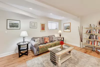 2036 W Farragut Avenue, Chicago, IL 60625 - Photo 23