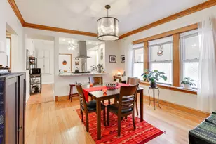 2036 W Farragut Ave, Chicago, IL 60625 - Photo 13